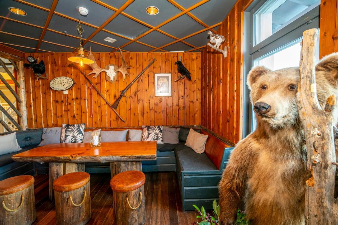 Grand Arctic
